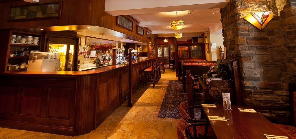 Corr'S Corner Hotel Newtownabbey Exterior photo